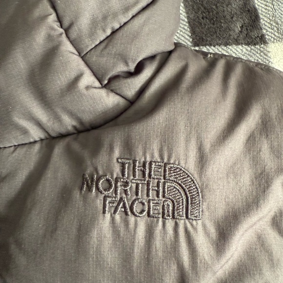 The North Face youth size 5 winter coat - Picture 4 of 6